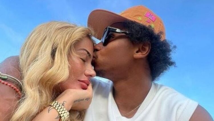 Pas humbjes në finale, Loredana ngushëllon partnerin