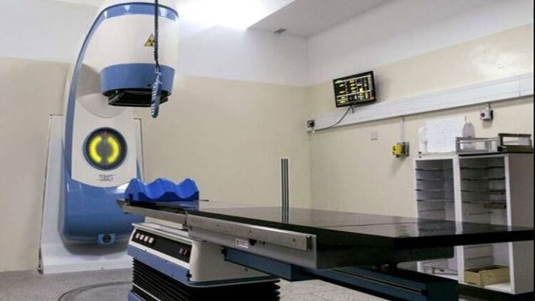 QSUT bleu pajisjen e kobaltit në kohën kur bota e nxjerr nga përdorimi