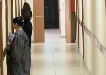 Stafi i PD e denoncoi për krim elektoral, rezultoi se po shpërndante ushqim për iftar