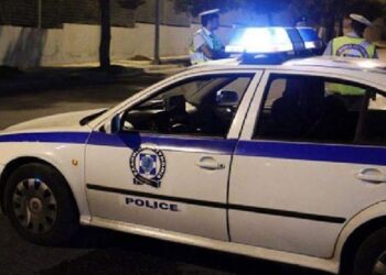 E rëndë në Greqi/ Një i moshuar gjendet i djegur në oborrin e shtëpisë, trondit i biri: I vura flakën