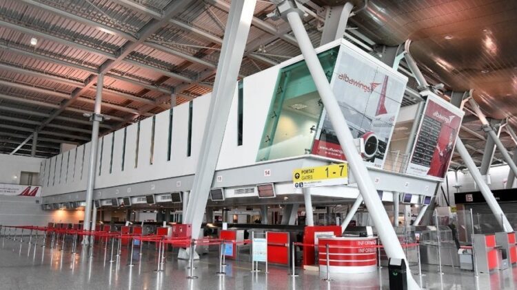 Merrnin nga 50 deri në 500 euro, zbardhet skema e kalimit drejt BE të personave që e kishin të ndaluar