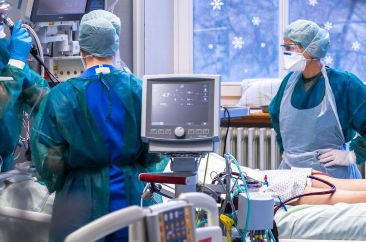 “Gjermania s’ka mjekë, krizë financiare ne spitale”/ DW: Ja reforma që po synon ministri i Shëndetësisë, por po ndeshet me kritika