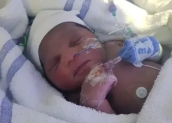 Gjendet foshnja brenda një qese, autoritetet: Porsalindura e tretë e braktisur nga të njëjtët prindër/ FOTO