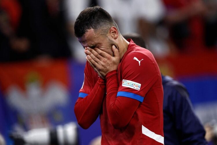 U largua i përlotur nga fusha, ylli i Juves mbyll Europianin