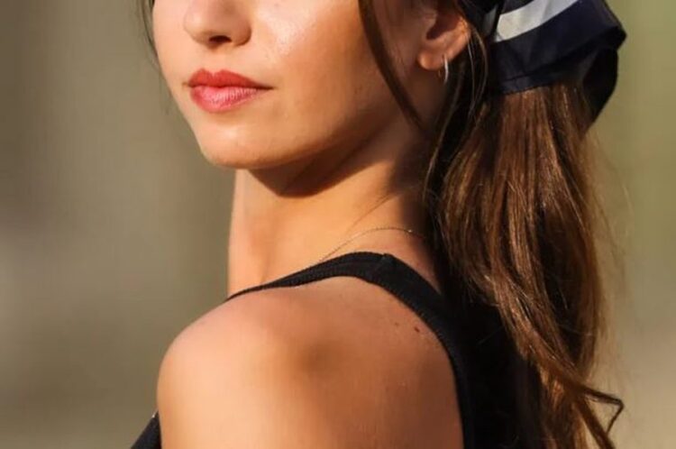 Pse është shumë e rëndësishme që të lyeni buzët me krem SPF?