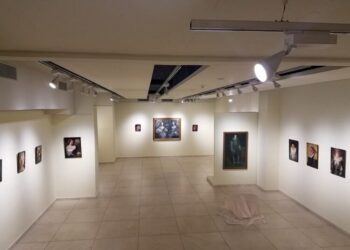 Burrat shqiptarë shkojnë në aktivitete kulturore më shumë se gratë