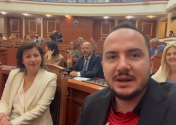 “Sot, sytë tek kombëtarja që shkëlqen”, mesazhi i Salianjit para ndeshjes me Spanjës