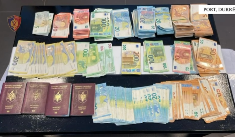 Sekuestrohen 35 mijë euro të padeklaruara në Durrës, 4 të arrestuar! Ku ishin fshehur paratë
