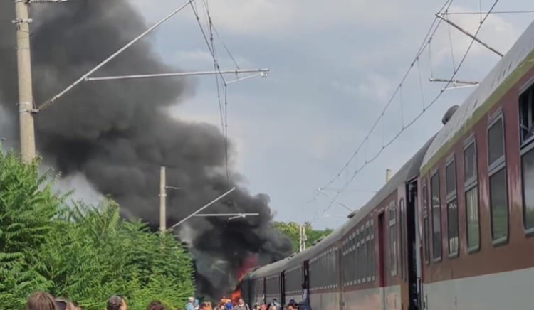 Treni përplaset me autobusin në Sllovaki, humbin jetën pesë persona