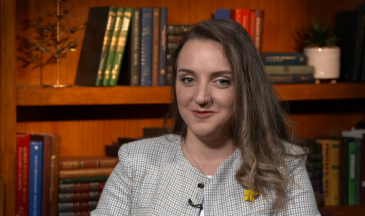 “Fajin e mbartin mbi vete!”, sfidat e të mbijetuarve të dhunës s*ksuale në Kosovë