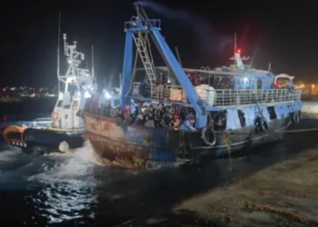 Emigrantët në Shqipëri, qiraja e një anijeje mund të kushtojë deri në 13.5 milionë euro për 90 ditë