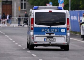 Shqiptarët në fest në Dortmund, policia arreston 50 italianë me thika dhe kapuça që donin t’i sulmonin