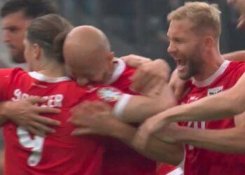 Goool! Austria kalon në avantazh ndaj Polonisë