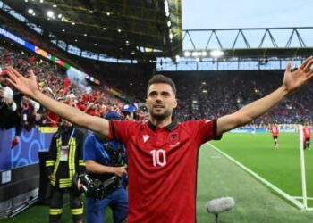New York Times: Nedim Bajrami, rekordmeni i “Euro 2024” që shkoi në gjykatë për të luajtur për Shqipërinë
