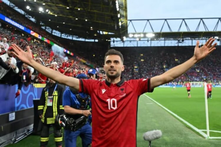 New York Times: Nedim Bajrami, rekordmeni i “Euro 2024” që shkoi në gjykatë për të luajtur për Shqipërinë