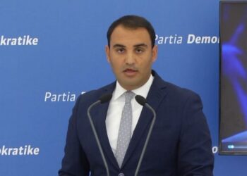 Këlliçi i shtrin dorën e bashkëpunimit demokratëve: Të bëhemi bashkë kundër Ramës