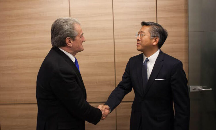 Deklaratat në kulmin e kanabizimit, Berisha: SHBA të hetojë ish-ambasadorin Donald Lu