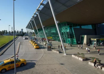 Autoriteti i Konkurrencës gjobit përsëri kompaninë që menaxhon parkimin në Aeroportin e Tiranës