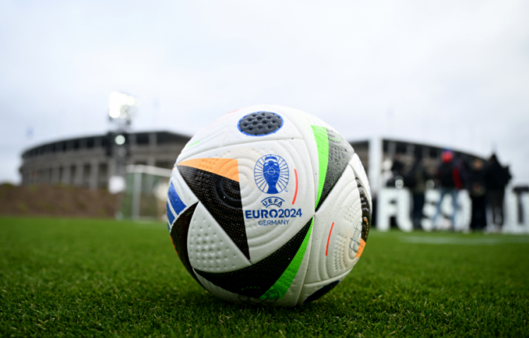 Çfarë ndodh nëse ekipet përfundojnë me pikë të njëjta në Euro 2024?