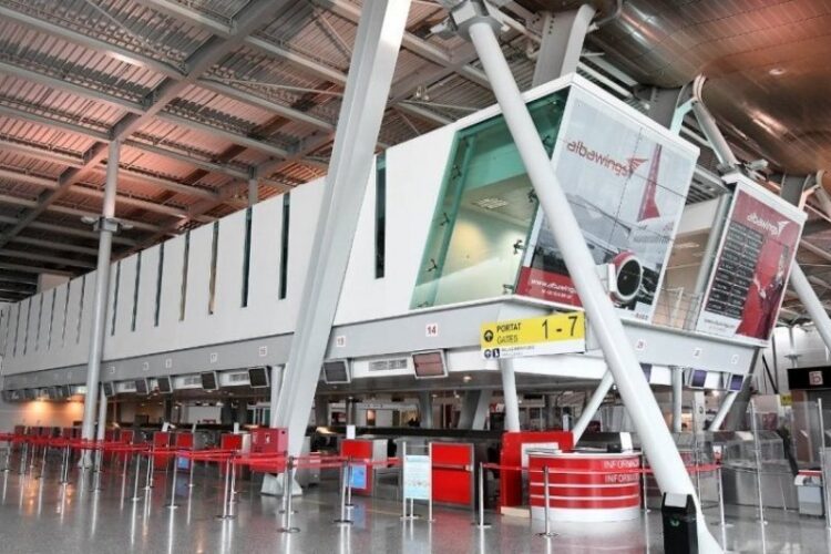 U “tradhtuan” nga celulari i pronarit të agjencisë turistike të arrestuar për drogë! Si u “fundosën” efektivët në Rinas