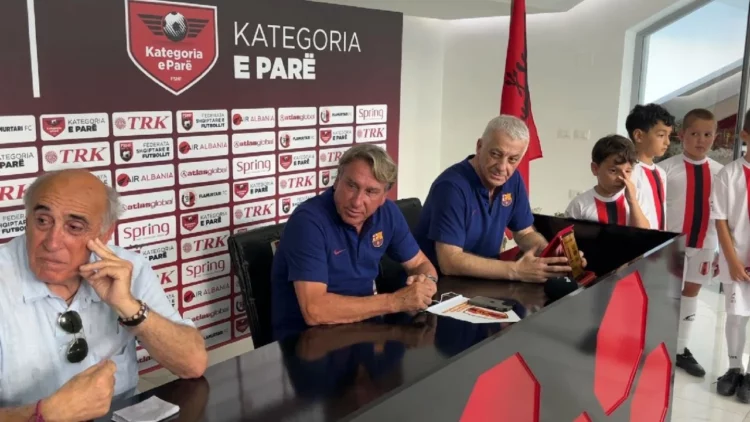 Flamurtari dhe Barcelona do të përballen në fushë pas plot 38 vitesh