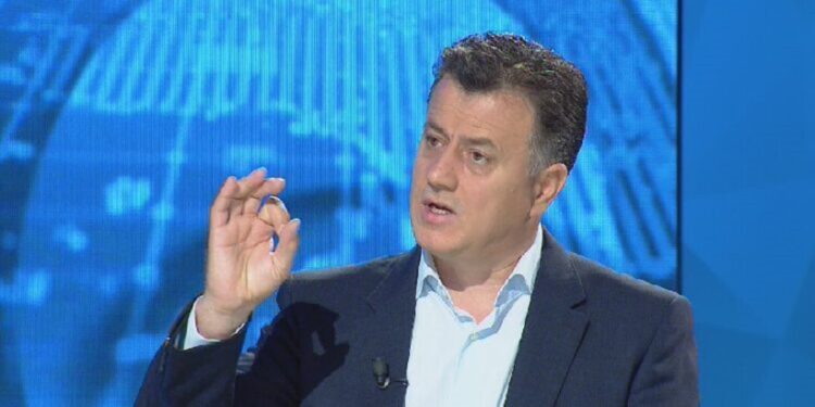 Berisha një hap larg djegies së mandatit, Noka paralajmëron dhunë: Situata do të eskalojë