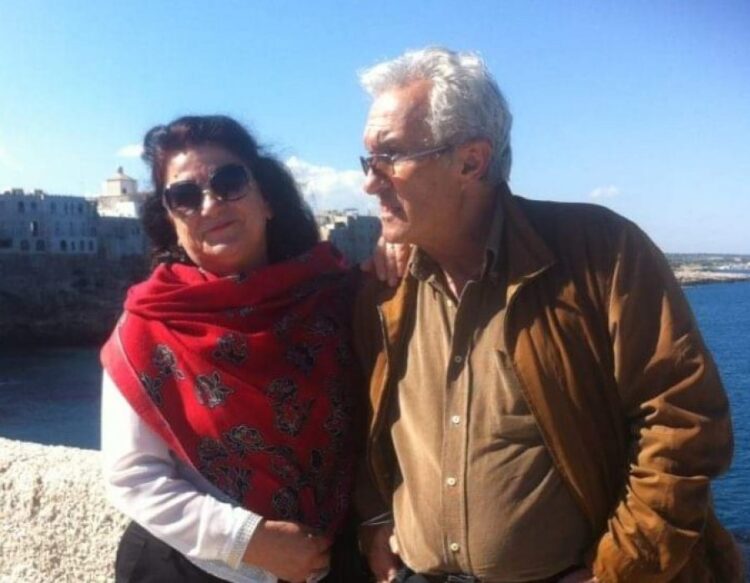 Përcillet në banesën e fundit poeti Agim Doçi, familjarët: Nuk e mori as pensionin që i takonte