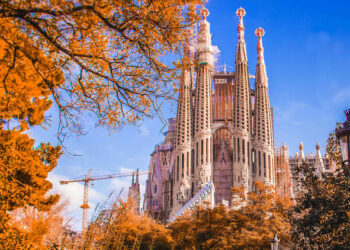 Barcelona merr vendimin e rëndësishëm për turistët, do ndaloj apartamentet me qira