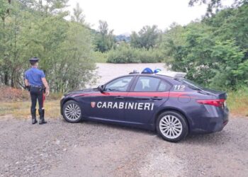 Përmbytje dhe lumenj të dalë nga shtrati, një viktimë në Itali