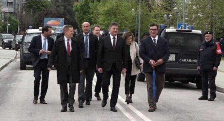 Raporti i Borellit për Kosovën/ Bislimi dhe Lajçak bisedojnë në Prishtinë