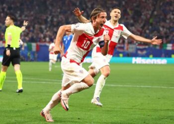 Goli ndaj Italisë/ Moment historik për Luka Modriç