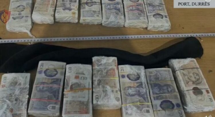 Sekuestrohen 111 mijë paund të padeklaruara dhe mallra kontrabandë në Durrës
