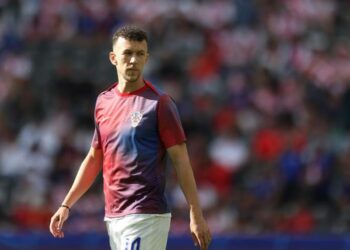 “Shqiptarët do vdesin në fushë”, Perishiç paralajmëron kuqezinjtë