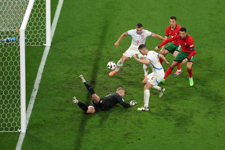 Portugalia përmbysë Çekinë, shënon golin e fitores në minutat shtesë