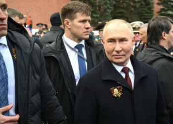 Me jelek anti-plumb në Sheshin e Kuq, Putin frikësohet edhe nga njerëzit e tij