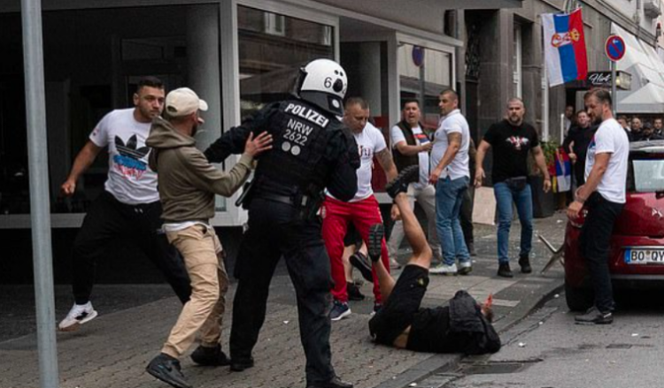 “Fact Check”, si mediat botërore ranë “pre” e nacionalizmit fals: Raportuan sherr mes serbëve dhe shqiptarëve, pa shqiptarë në ngjarje