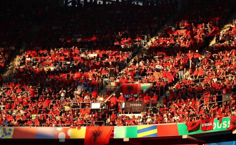 Silvinjo iu dorëzua thirrjeve për Brojën dhe Hoxhën! Ja çfarë nuk u pa në Shqipëri-Spanjë