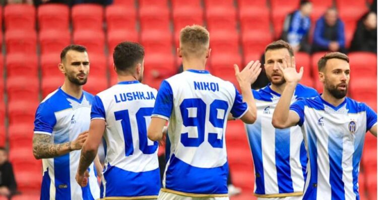 Tirana prezanton fanellat e reja për sezonin e ri