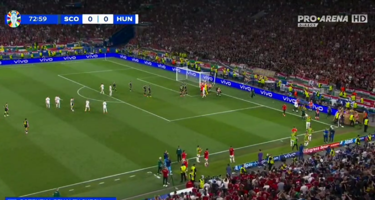 Video/ Frikë në Skoci-Hungari, Varga përplaset dhe humbet ndjenjat në fushë