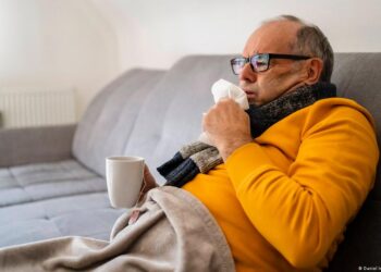 Studimi: Gratë janë gjithmonë të sëmura, por burrat vdesin të parët