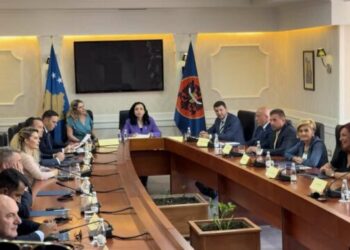 Kosovë, nisin konsultimet për datën e zgjedhjeve të përgjithshme