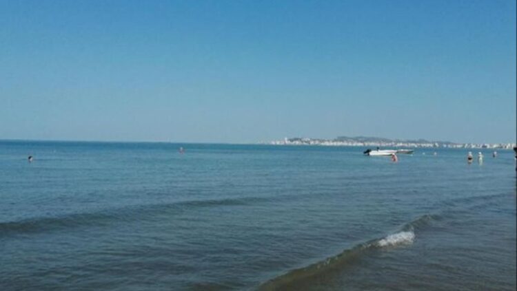 Një tjetër humbje jete, u fut për tu larë në det dhe pësoi arrest kardiak, humb jetën 83-vjeçari në Vlorë