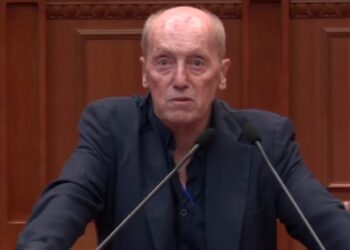 Këshilli Drejtues i RTSH kundër Elhaida Danit si drejtoreshë e Festivalit të Këngës!  Opozita: Keni shkarkuar 144 punonjës