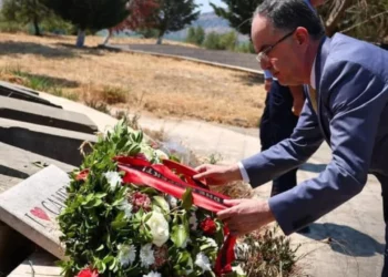 Begaj në Varrezën Monumentale “Trëndafilat e Çamërisë”, i pari President që nderon viktimat e spastrimit etnik grek