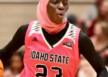 Lojërat Olimpike, Diaba Konate, basketbollistja me shami që është e ndaluar nga Franca