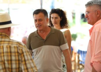 Noka dhe Gjekmarkaj në Himarë në mbështetje të Gjikurisë: Petro biri juaj…