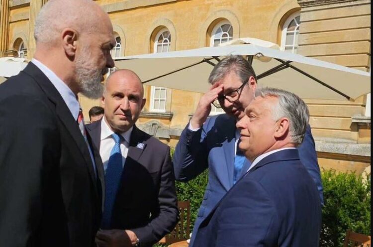 “Më e lehtë me miqtë”, Rama takohet me Vuçiç në samitin në Britani