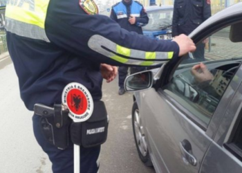 Merrnin ryshfete, Gjykata cakton masat e sigurisë për 5 policët rrugorë të Elbasanit
