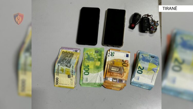 Arrestohet tutorja, shfrytëzonte disa vajza për prostitucion me klientë në lokalin e saj në Tiranë