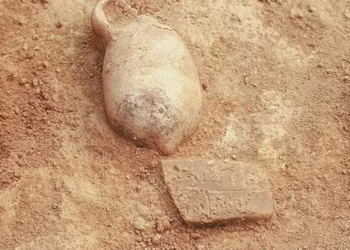 Arkeologët gjejnë alfabetin e “humbur” të qytetërimit biblik 3000-vjeçar